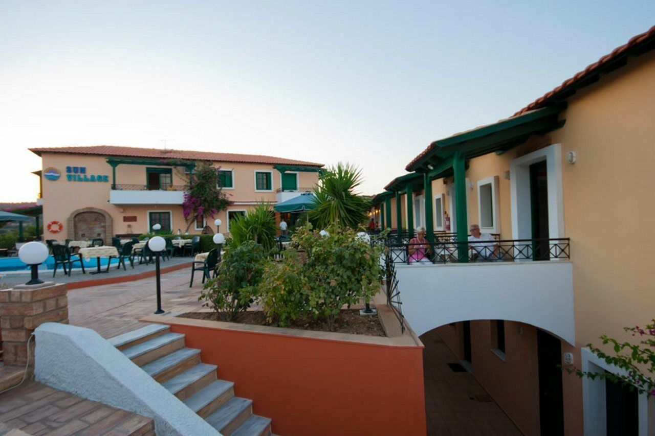 Sun Village Hotel Apartments Megas Limnionas Exterior photo